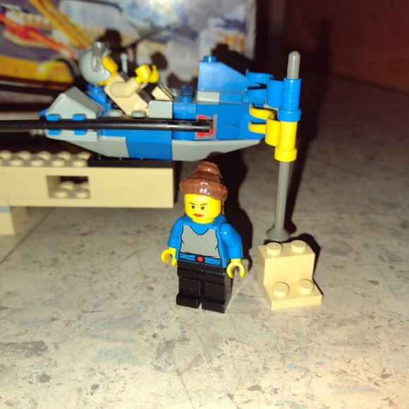 Like new rare Lego Star Wars Anakin's Podracer with original box, Retired - Picture 13 of 16